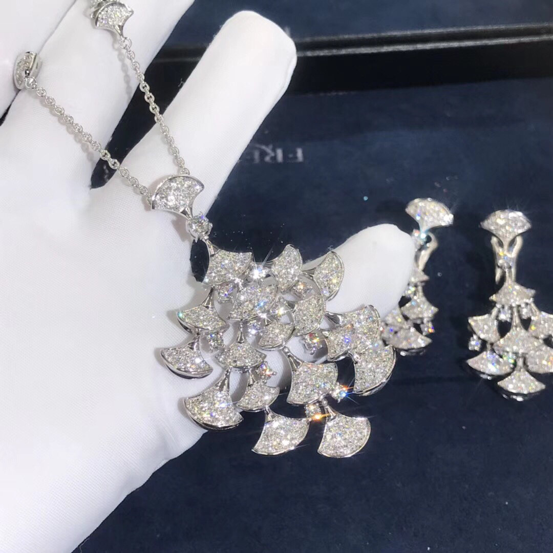 Bvlgari Divas’ Dream Necklace Customized in 18K White Gold and Full Diamonds Paved