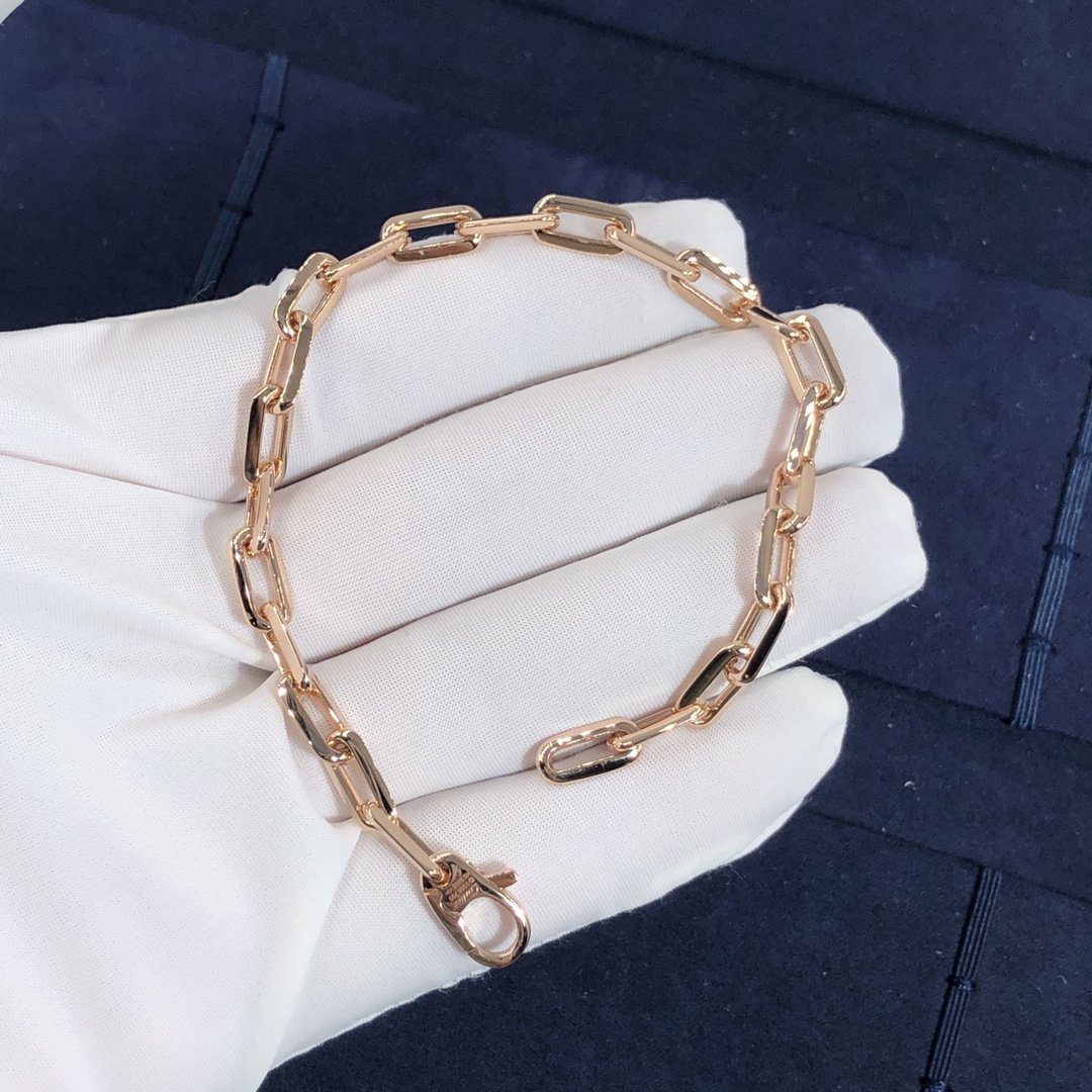 Bracelet chaîne Santos de Cartier sur mesure en or rose 18 carats