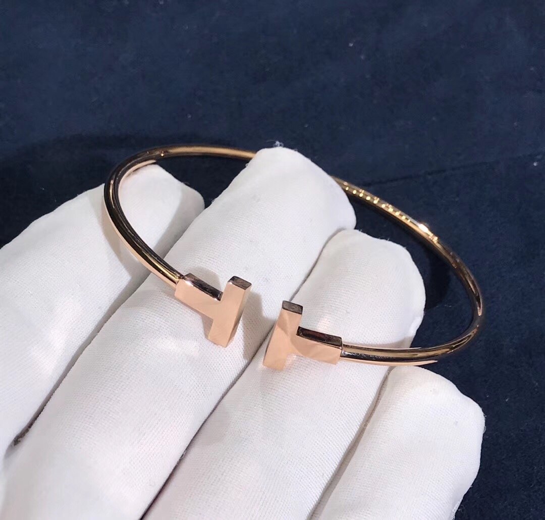 Custom-made Hot Tiffany T Wire Bracelet in 18K Rose Gold